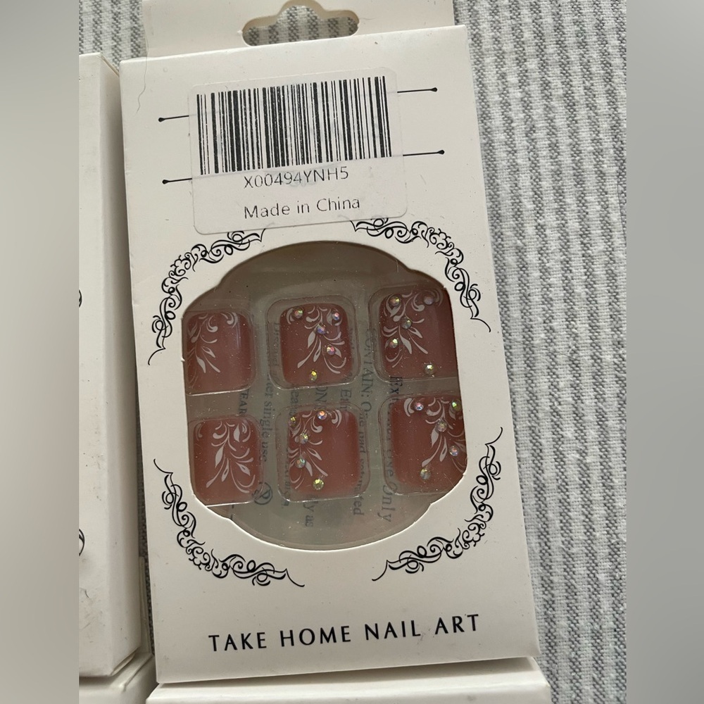 Lot of Assorted False Fake Press On Nails Sets New 7 Sets - Picture 5 of 7
